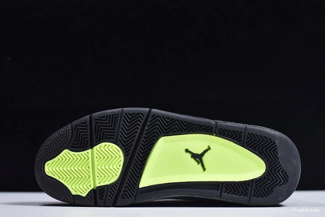 4 Neon Jordan Air SE CT5342-007 0820